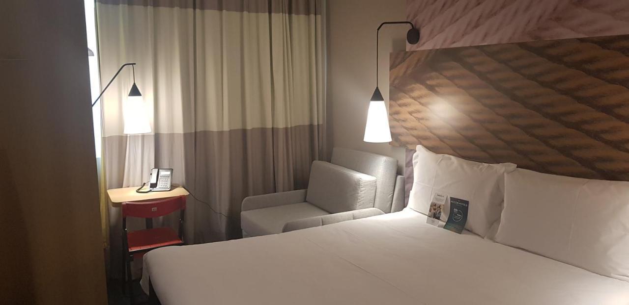 Ibis 3*