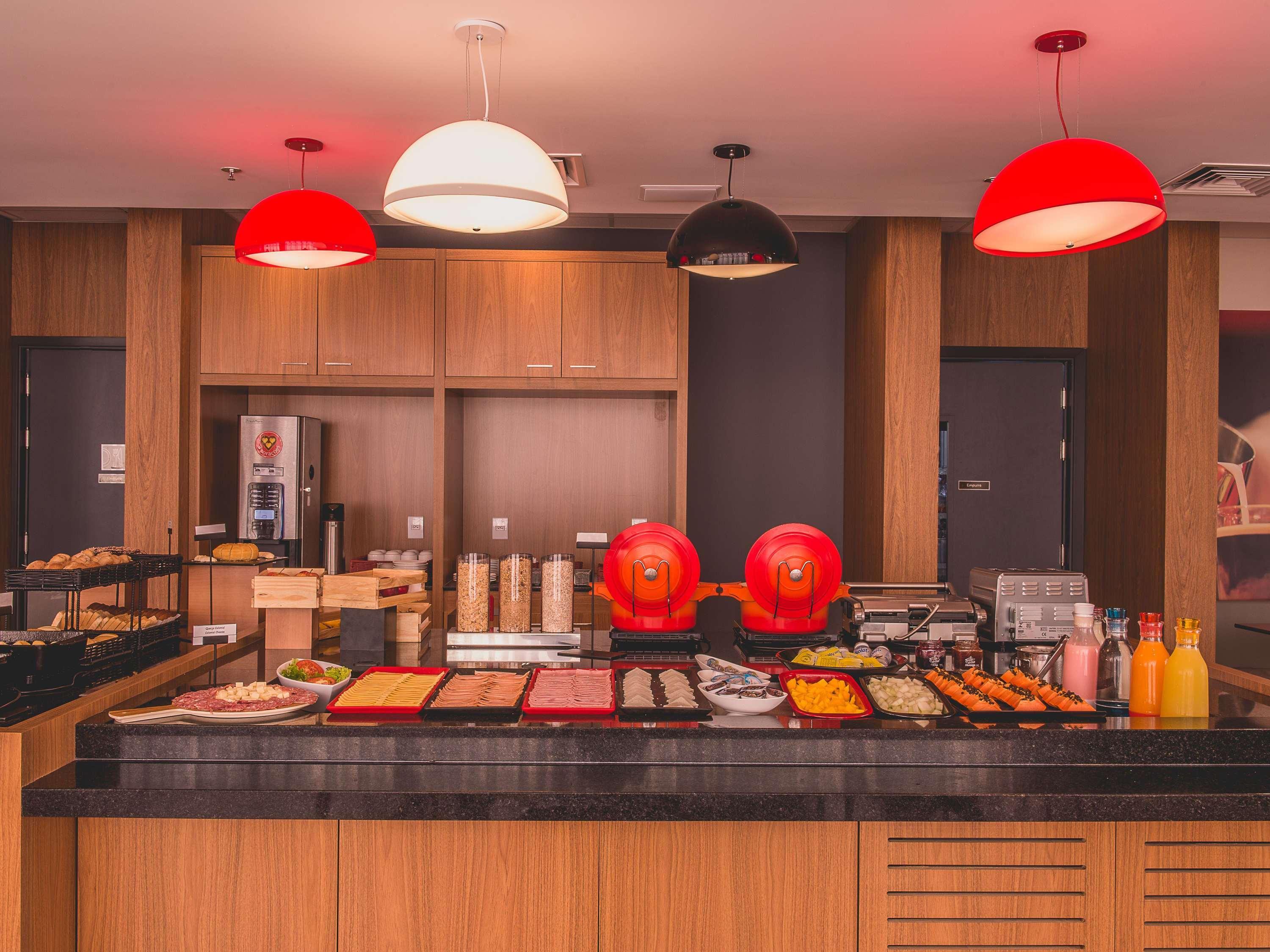 Ibis Hotel 3*